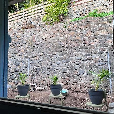 Appartamento Chez Kevin Saint-Leu Esterno foto